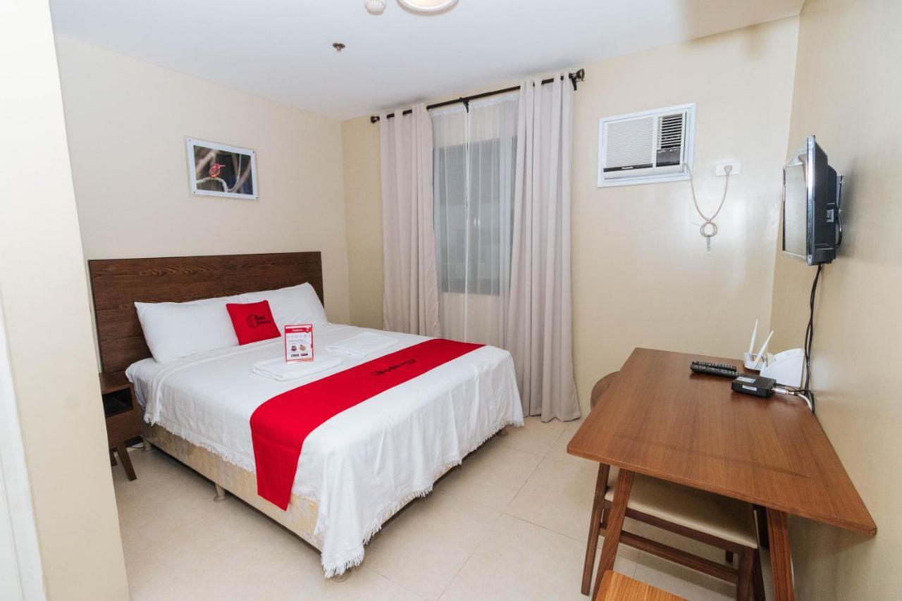 เรดดอร์ซ ใกล้ออสเมนา ไฮเวย์ 1 Hotel Makati City ภายนอก รูปภาพ